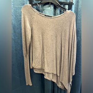 Sweater asymmetrical loose open sleeve